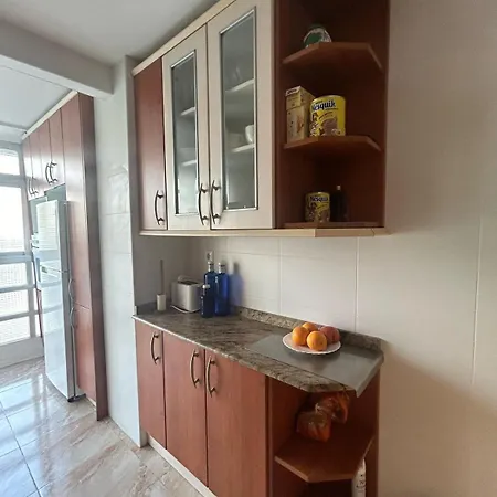 Benidorm Beach Apartment بينايدورم